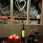 Edice Met Zwembad En Restaurant In - Honden Toegelaten Tatil Evi