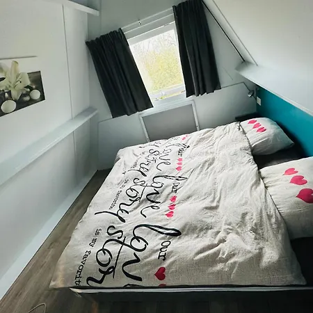 Edice Met Zwembad En Restaurant In - Honden Toegelaten Tatil Evi *