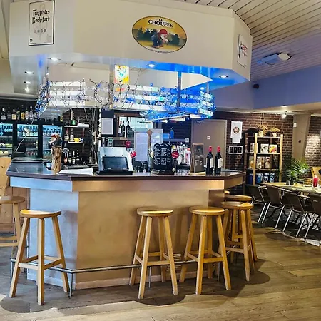 Edice Met Zwembad En Restaurant In - Honden Toegelaten Vakantiehuis